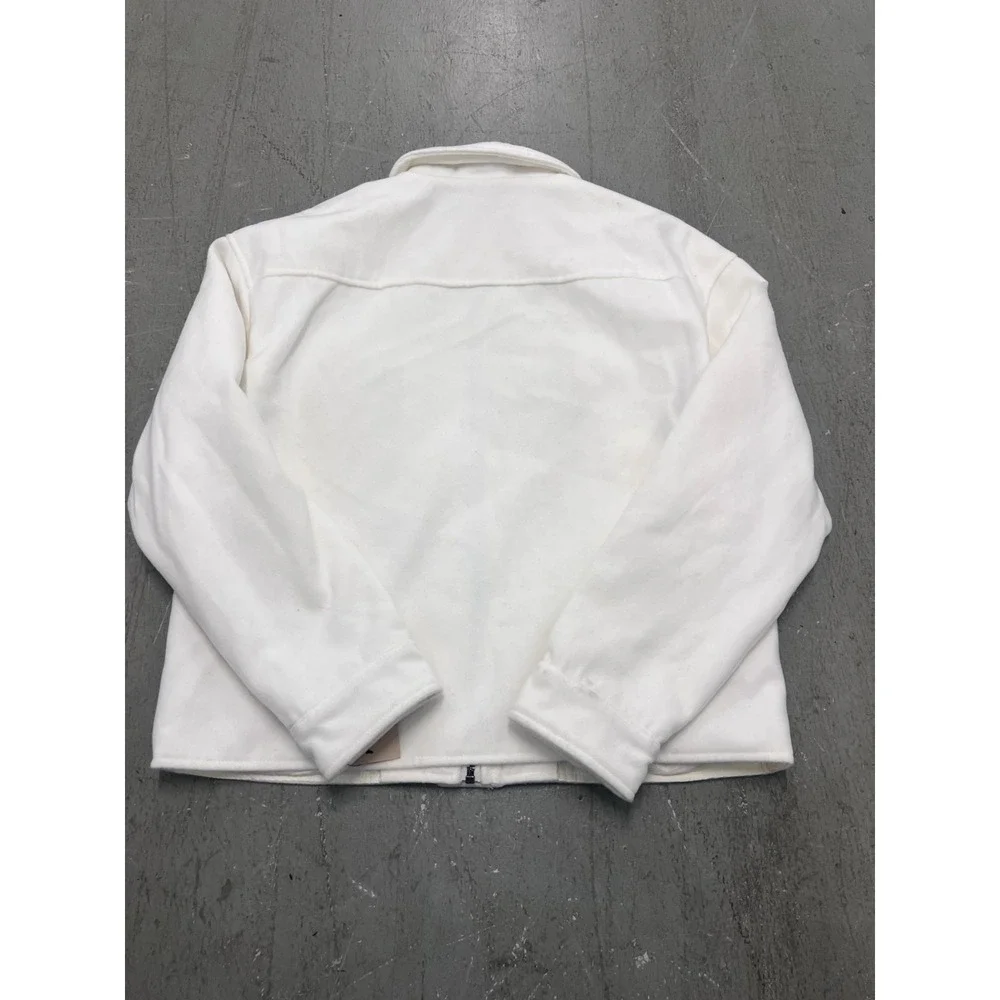 Levis levi cropped